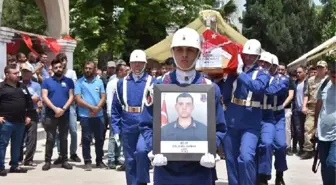 Şehit Er Oğuzhan Kaman, Son Yolculuğuna Uğurlandı