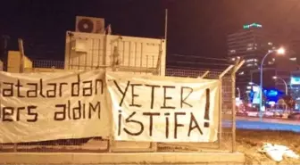 Bursaspor Taraftarından Pankartlı Protesto