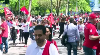 New York'ta Görkemli Türk Günü Yürüyüşü