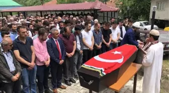 Ardahan'da Taş Ocağındaki Patlamada Ölen İşçi Toprağa Verildi