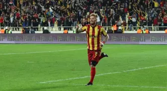 Evkur Yeni Malatyaspor'da Ömer Şişmanoğlu Takımdan Ayrıldı