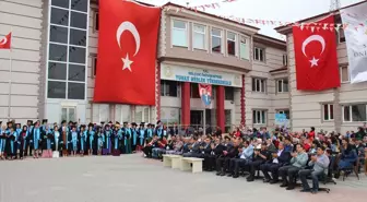 Yunak Meslek Yüksekokulunda Mezuniyet Töreni