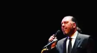 Fatih Erkoç Trump Kültür Ve Gösteri Merkezinde Sevenleriyle Buluştu