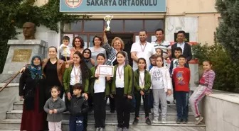 Sakarya Ortaokulu satrançta Ankara birincisi oldu