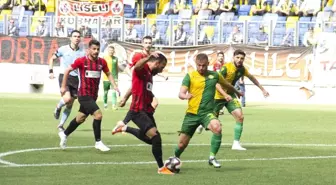 TFF 3. Lig 2. Grup Play-Off: Esenler Erokspor: 1 - Van Büyükşehir Belediyespor: 2