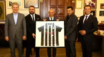 Altay'dan Tunç Soyer'e ziyaret