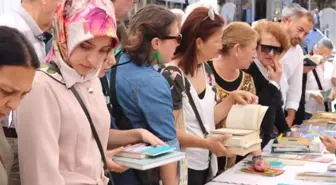 Foça Kitap Şenliği'ne ilgi