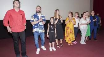 'Aykut Enişte' filminin özel gösterimi Adana'da