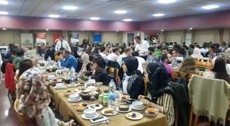 Eğitim Bir-Sen'den öğrencilere iftar