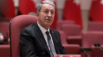 Bakan Hulusi Akar: S-400 Anlaşması İmzalandı ve Bitti, Bu Böyle Bilinmeli