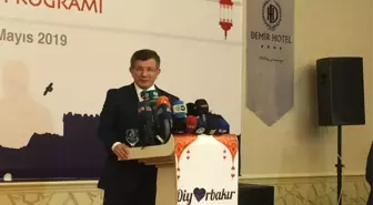 Davutoğlu: Suriye'de karşı karşıya kaldığımız zorlukları bize havale etmeye çalışanlar siyasi...