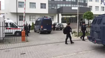 Kosova'da polise silahlı direniş