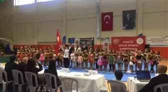 Türkiye Çocuk Fitness Şampiyonası Milli Takım Seçmeleri Kuşadası'nda yapıldı