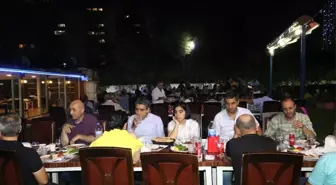 Diyarbakır'da gazeteciler iftar yemeğinde bir araya geldi