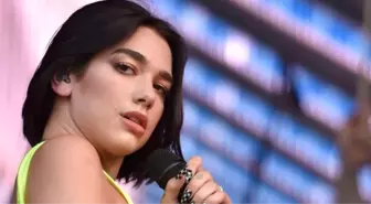 Dua Lipa, cesur paylaşımıyla yine olay yaratmayı başardı!