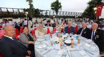 İBB, şehit yakınları ve gazileri iftarda buluşturdu