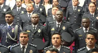 Polis Akademisinde yabancı öğrencilerin mezuniyet heyecanı