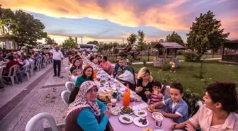 Akhisarlı ormancılar iftarda buluştu