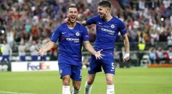 Chelsea 4-Arsenal 1: UEFA Avrupa Ligi'nde kupayı Maviler kazandı