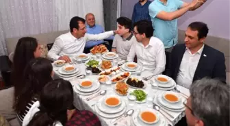 Ekrem İmamoğlu iftarını Bağcılar'da açtı