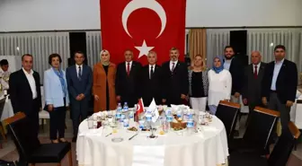 Türk Kızılayından 250 çocuk ve koruyucu ailelerine iftar