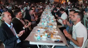 Şuhut Belediyesinden geleneksel 2. sokak iftarı