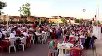 Binlerce Kulalı Kadir Gecesi'nde iftarda buluştu