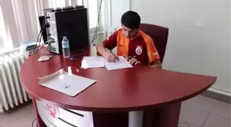 Sınav heyecanını hastanede yaşadı