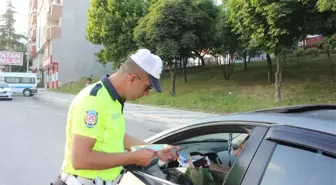 Kaymakam Tezcan trafik uygulamasına katıldı