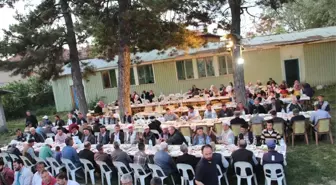 Köy muhtarından 500 kişilik iftar yemeği