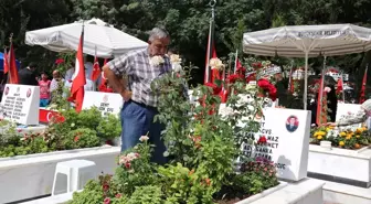 Bayram öncesi şehitlik ziyaretleri