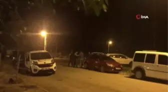 Polis taşlı sopalı kavgayı güçlükle ayırdı