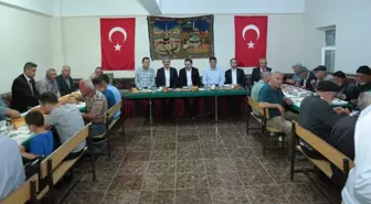 Vali Çakır, köy halkı ile iftar sofrasında buluştu