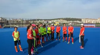 Hokeyin Sultanları, Avrupa Şampiyonası için yola çıkıyor