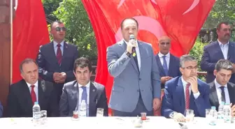MHP'de bayramlaşma programı
