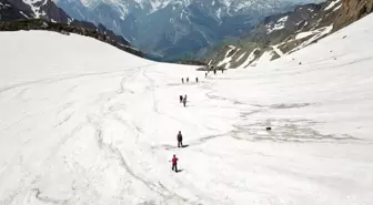 Hakkari'deki dağlara 7 günlük tırmanış