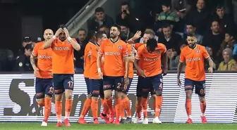 Başakşehir'in yıldızları Beşiktaş'ta oynamak için Avcı'dan haber bekliyor!