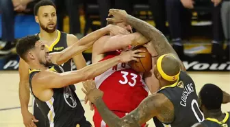 NBA Finalleri: Golden State Warriors'u mağlup eden Toronto Raptors ilk şampiyonluğuna çok yakın