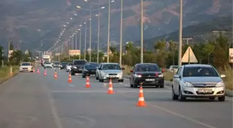 Bayram tatilinde Afyonkarahisar'dan 450 bin araç geçti