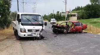 Otomobille kamyonet çarpıştı: 1 ölü, 3 yaralı