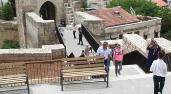 Tarihi Gaziantep Kalesi'ne yoğun ilgi