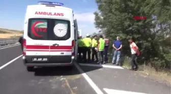 YOZGAT Otomobil, dere yatağına uçtu Anne- baba öldü, kızları ağır yaralı