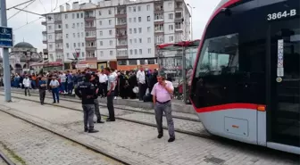 Kayseri'de tramvayın altında kalan bir kişi yaralandı