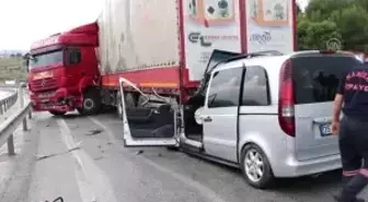 Kula'da trafik kazası: 3 yaralı