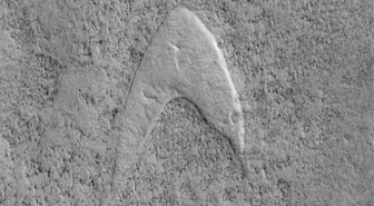 NASA: Star Trek'in Logosunu Mars'ta Bulduk