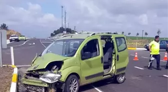 Tekirdağ'da midibüs ile hafif ticari araç çarpıştı: 18 yaralı