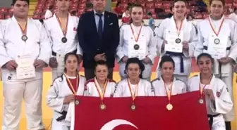 Judo Balkan Şampiyonası'nda yıldız milliler 23 madalya kazandı