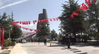 Dokuzuncu Cumhurbaşkanı Demirel mezarı başında anıldı