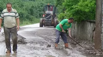 Düzce sele teslim