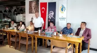 Hayrabolu Belediye Başkanı İnan, muhtarlarla bir araya geldi